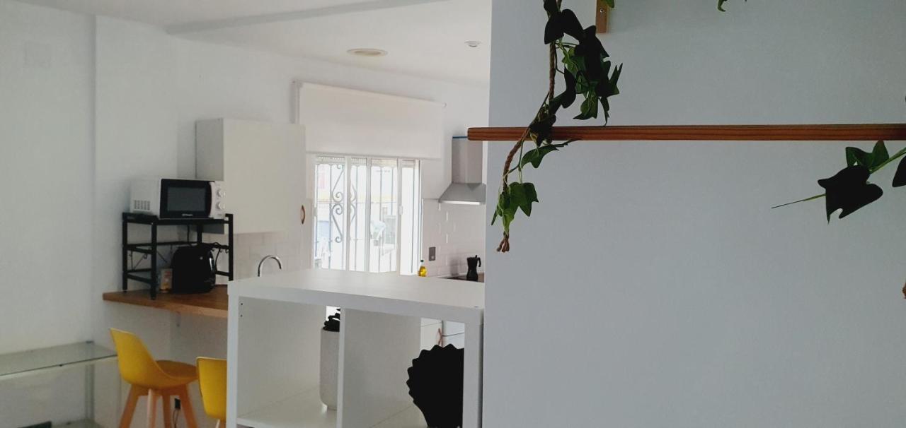 Apartamentos La Libertad เอสเตโปนา ภายนอก รูปภาพ